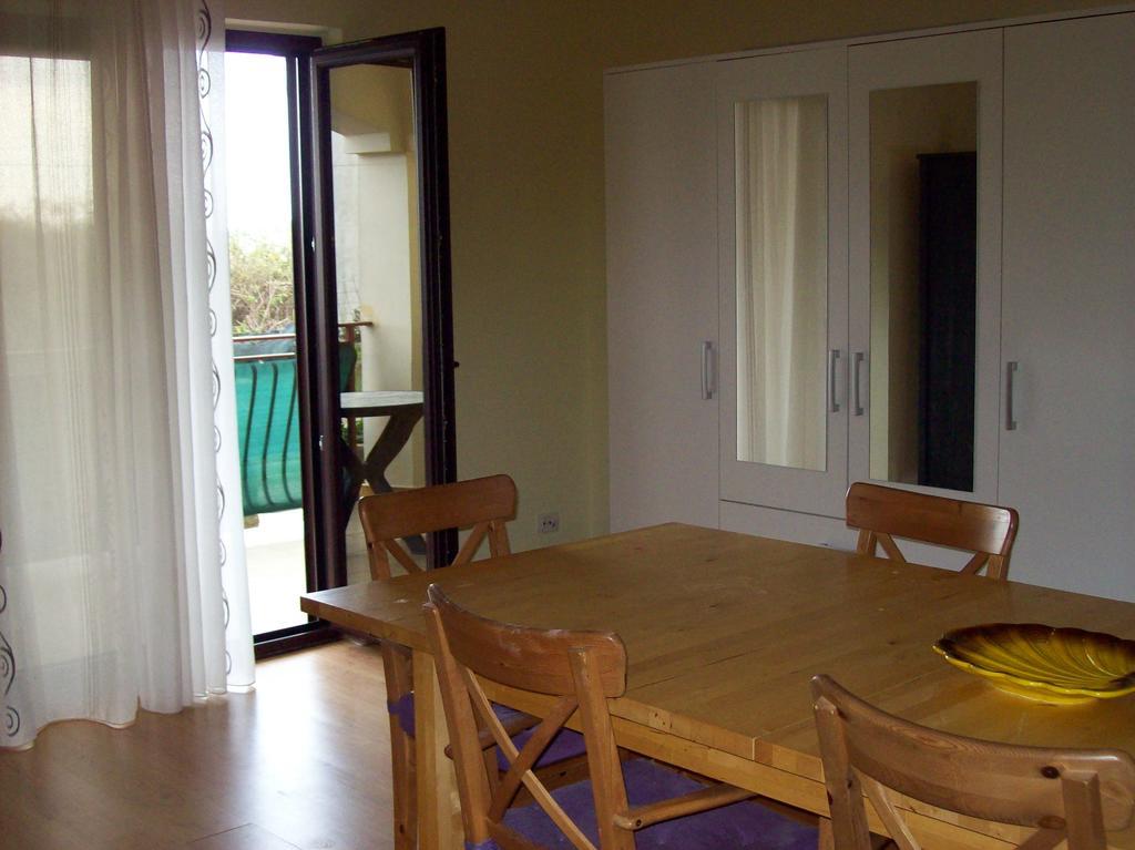 רוביני Apartment Monfiorenzo 11 מראה חיצוני תמונה